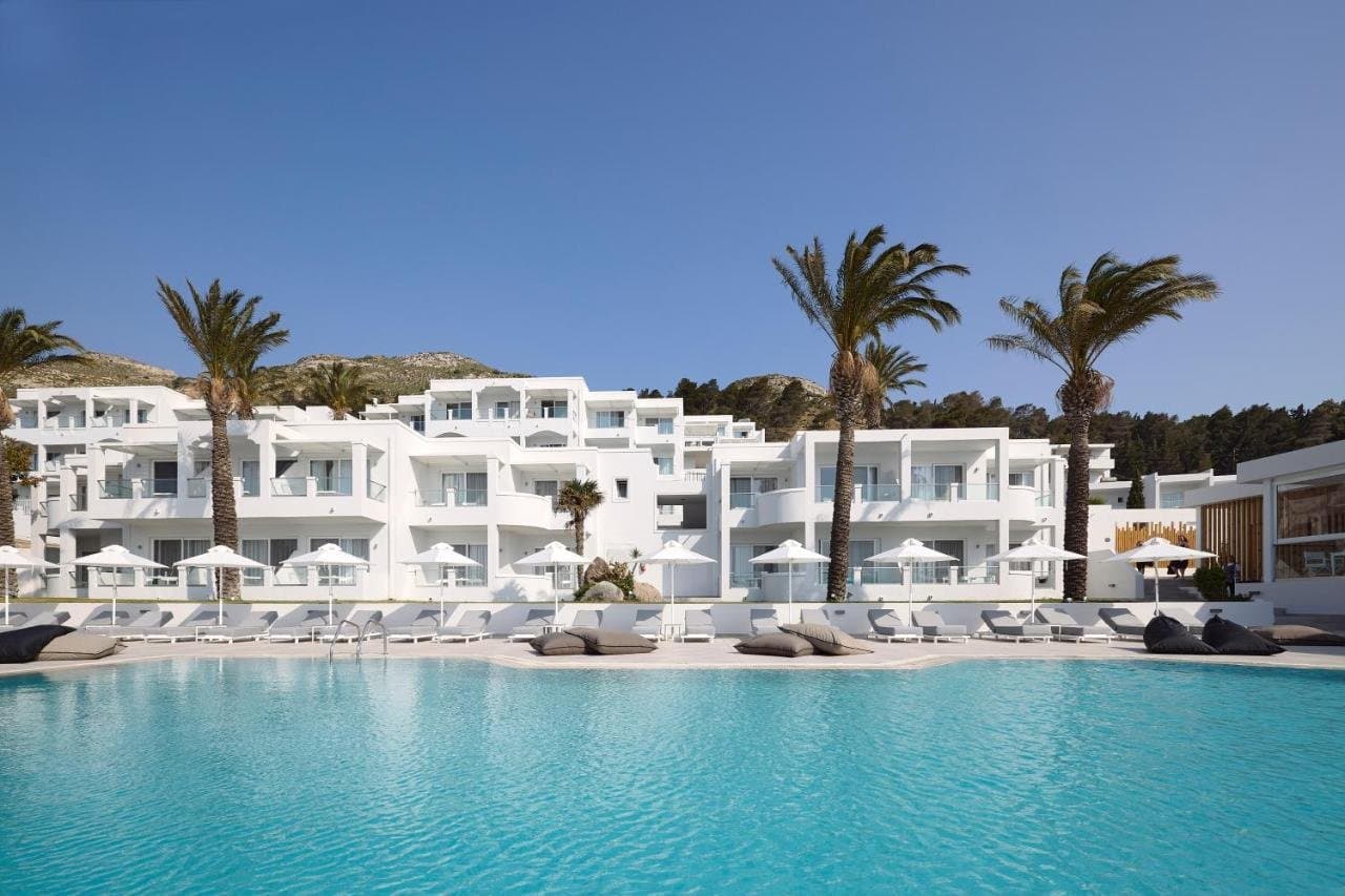 Dimitra Beach Hotel & Suites, Agios Fokas