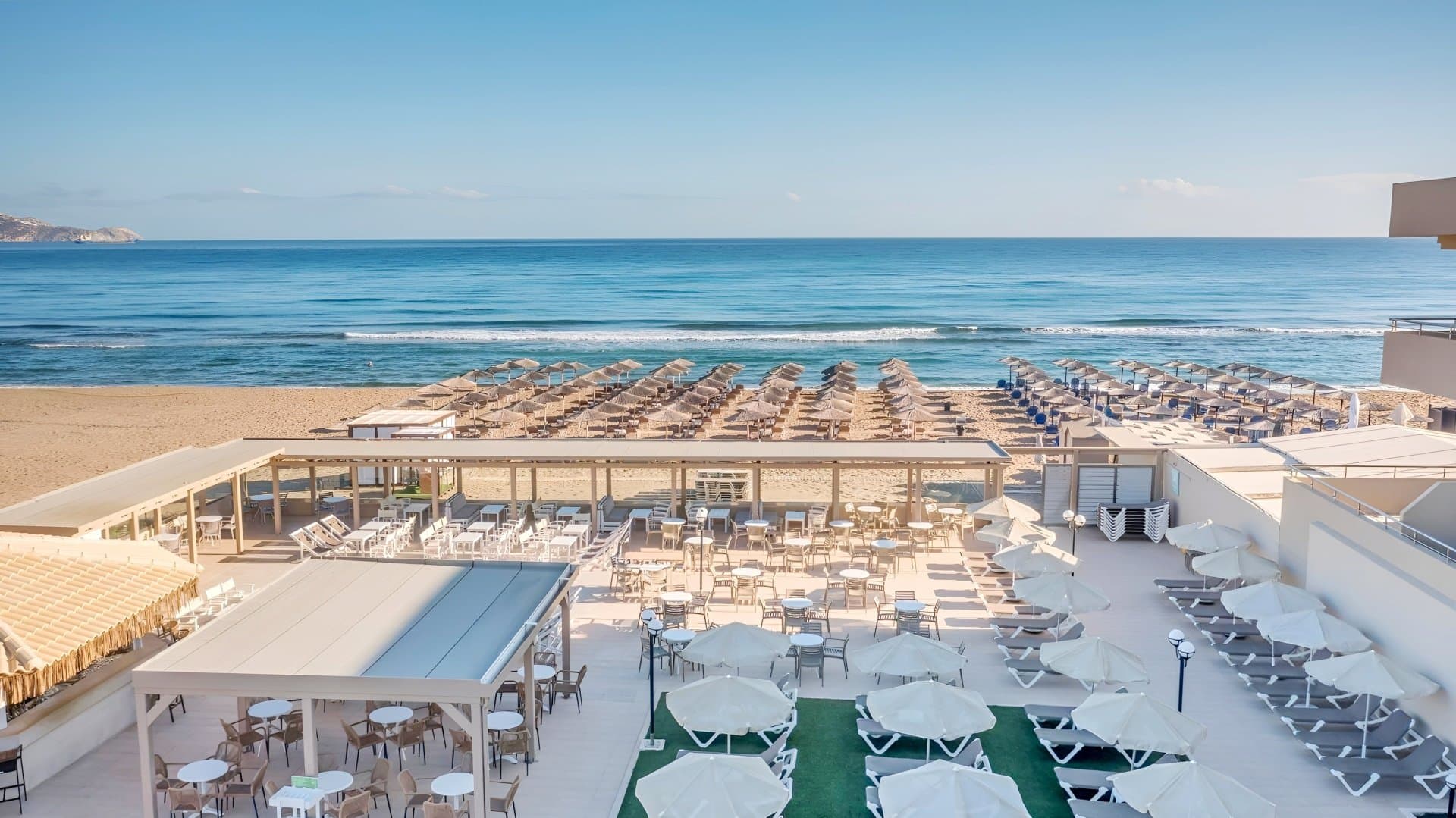 Neptuno Beach, Amoudara