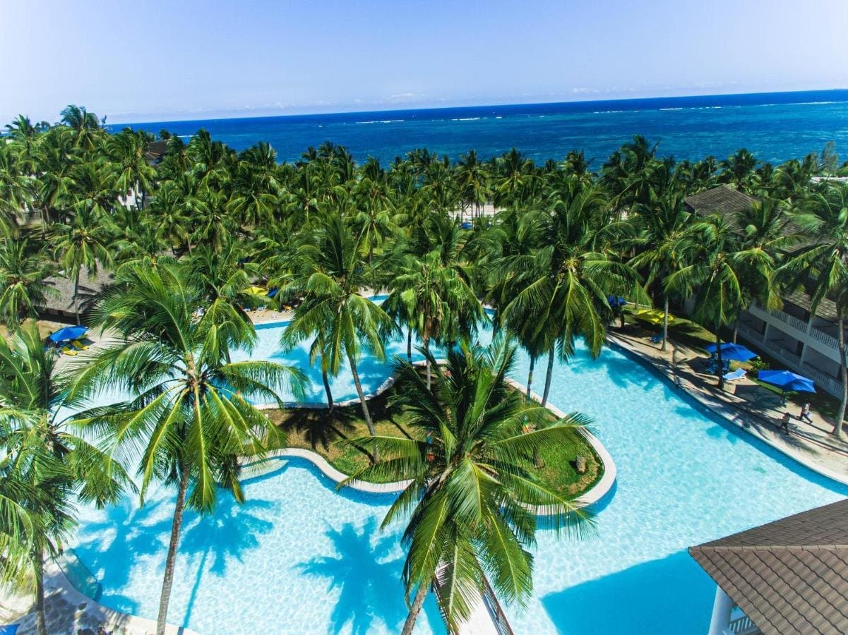 Prideinn Flamingo Beach Resort, Bamburi Beach