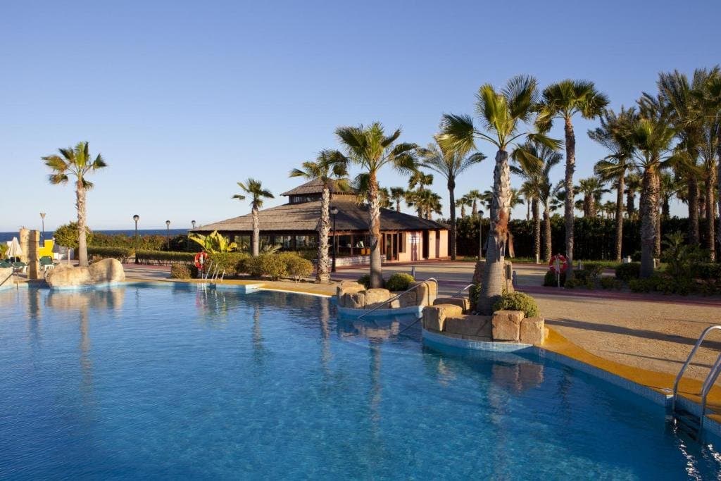 Playazimbali, Vera Playa