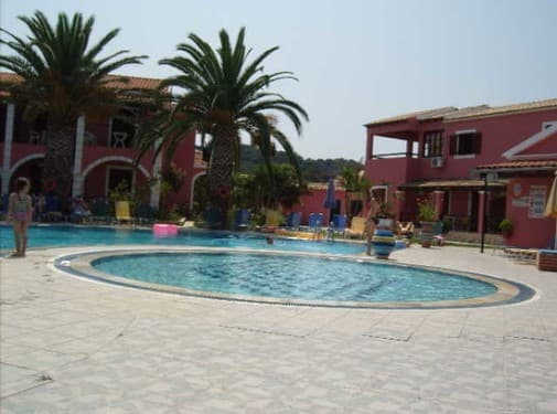 Billy and Sandra Apartments, Sidari
