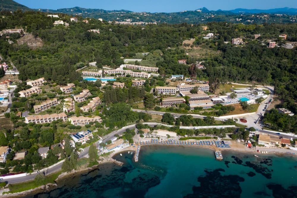 Aeolos Beach Resort, Perama