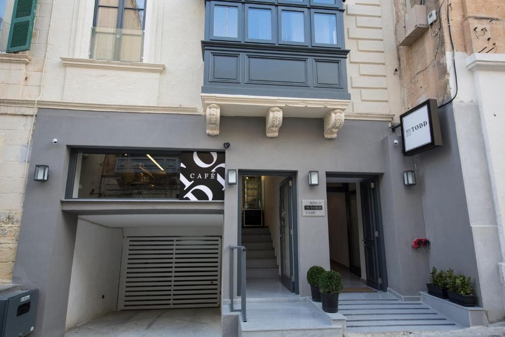 Mr Todd Hotel, Sliema