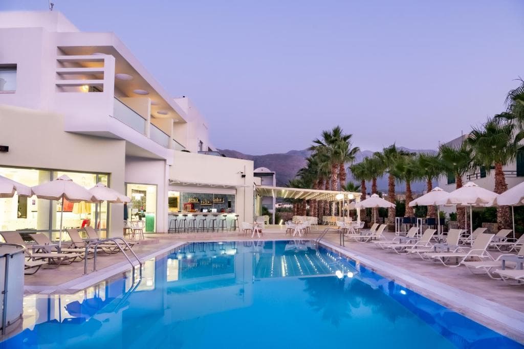 Angela Suites Boutique Hotel, Sissi