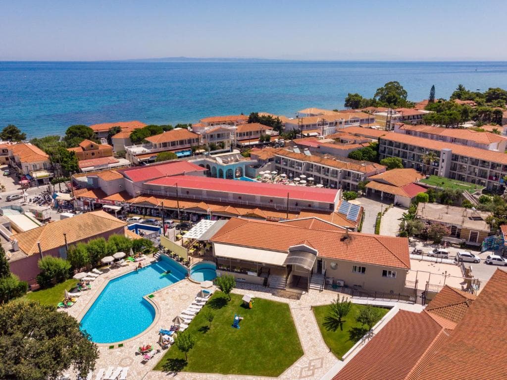 Palmyra Hotel, Argassi