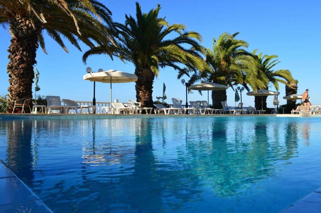 Paradise Beach Hotel, Argassi