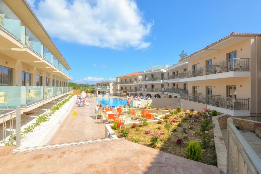 Karras Grande Resort, Tsilivi