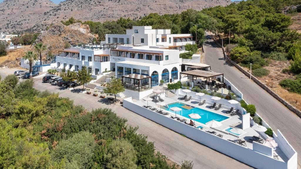 Eagles Nest, Pefkos