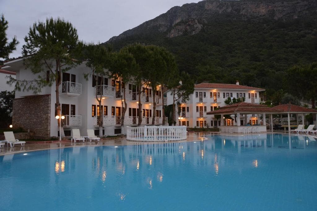 White Hotel, Oludeniz