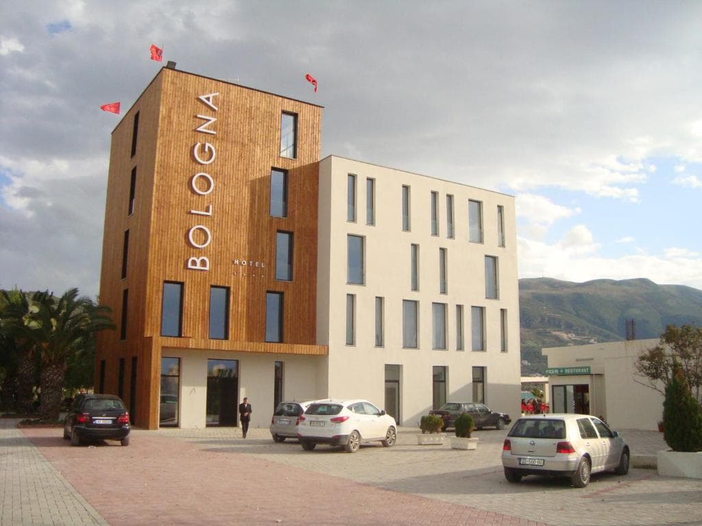 Hotel Bologna, Vlora