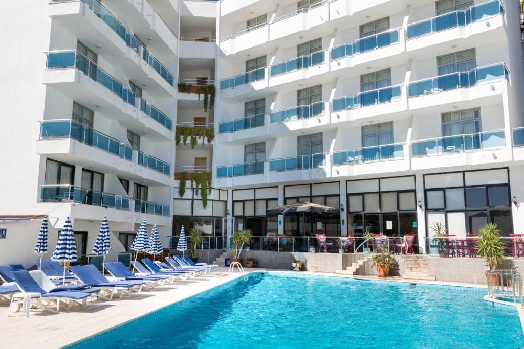 Ponz Boutique, Kusadasi