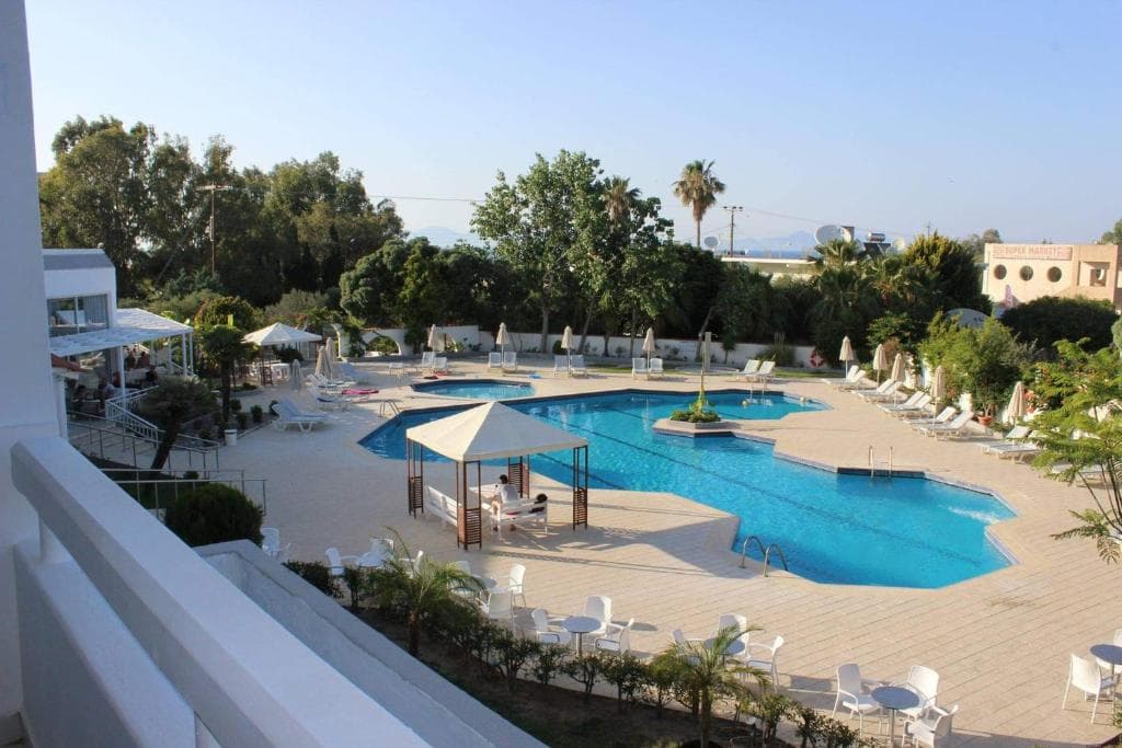 Happy Days Hotel Tholos, Theologos