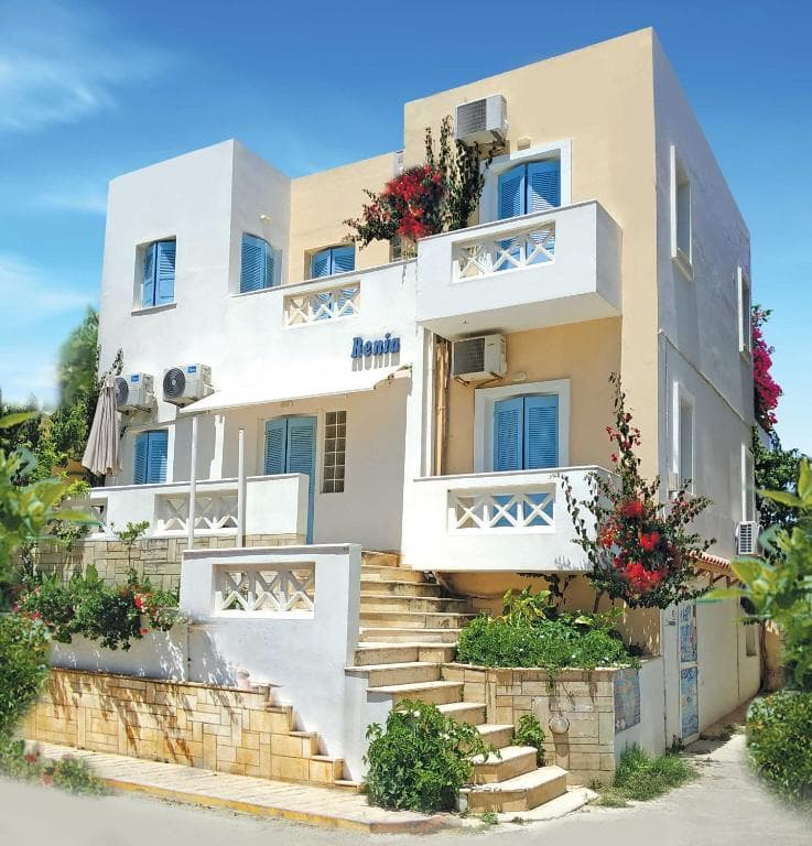Renia Studios, Agia Pelagia