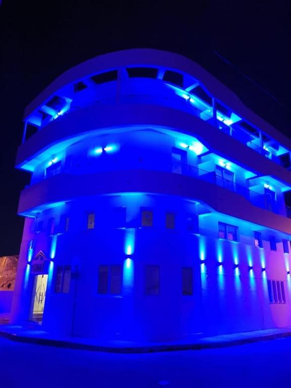 White 11, Larnaca