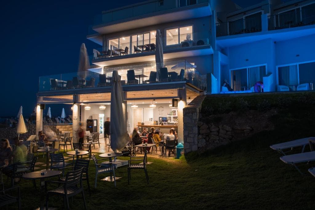 Golden Coast Resort, Kipseli