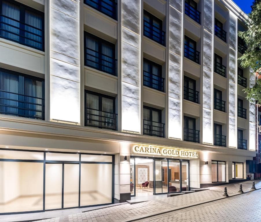 Carina Gold, Istanbul