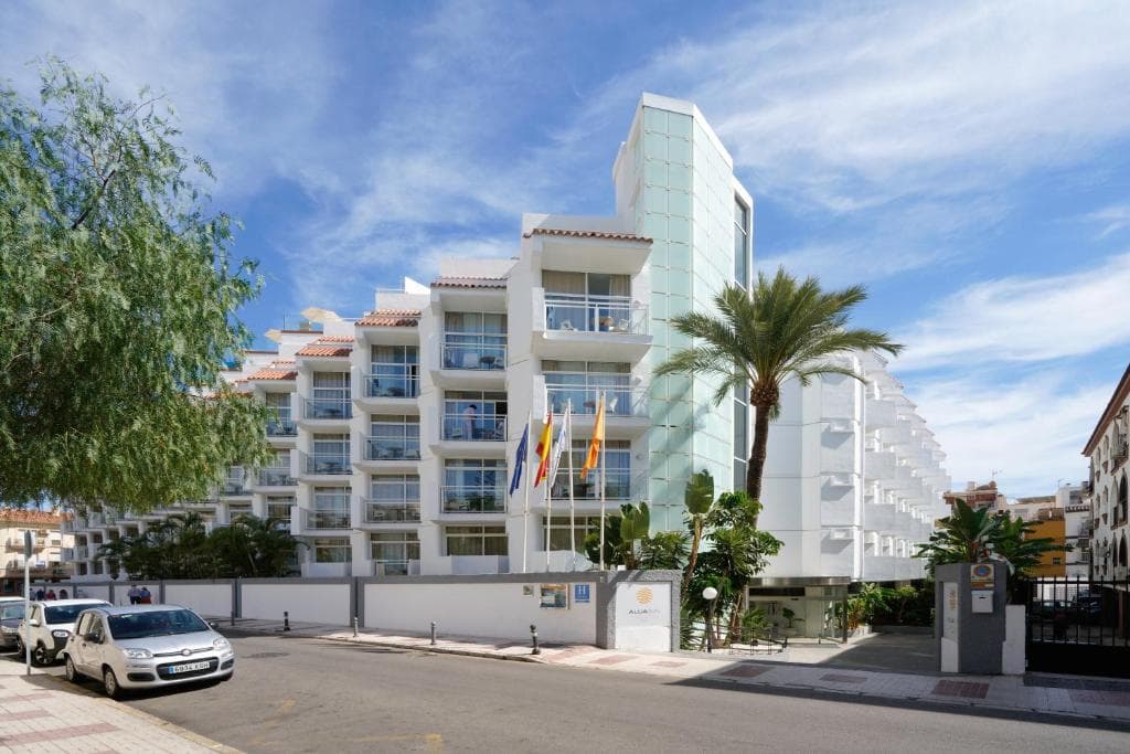 Hotel AluaSun Lago Rojo (Adults Recommended 16+), Torremolinos