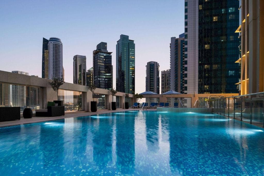 Hotel Wyndham Grand Doha West Bay Beach, Doha