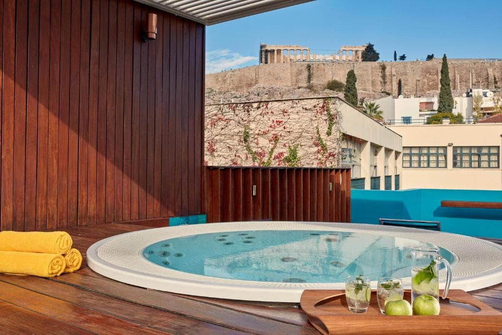 Herodion Athens, Atena