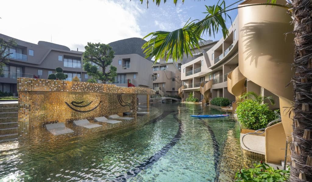 Metadee Concept Hotel, Kata