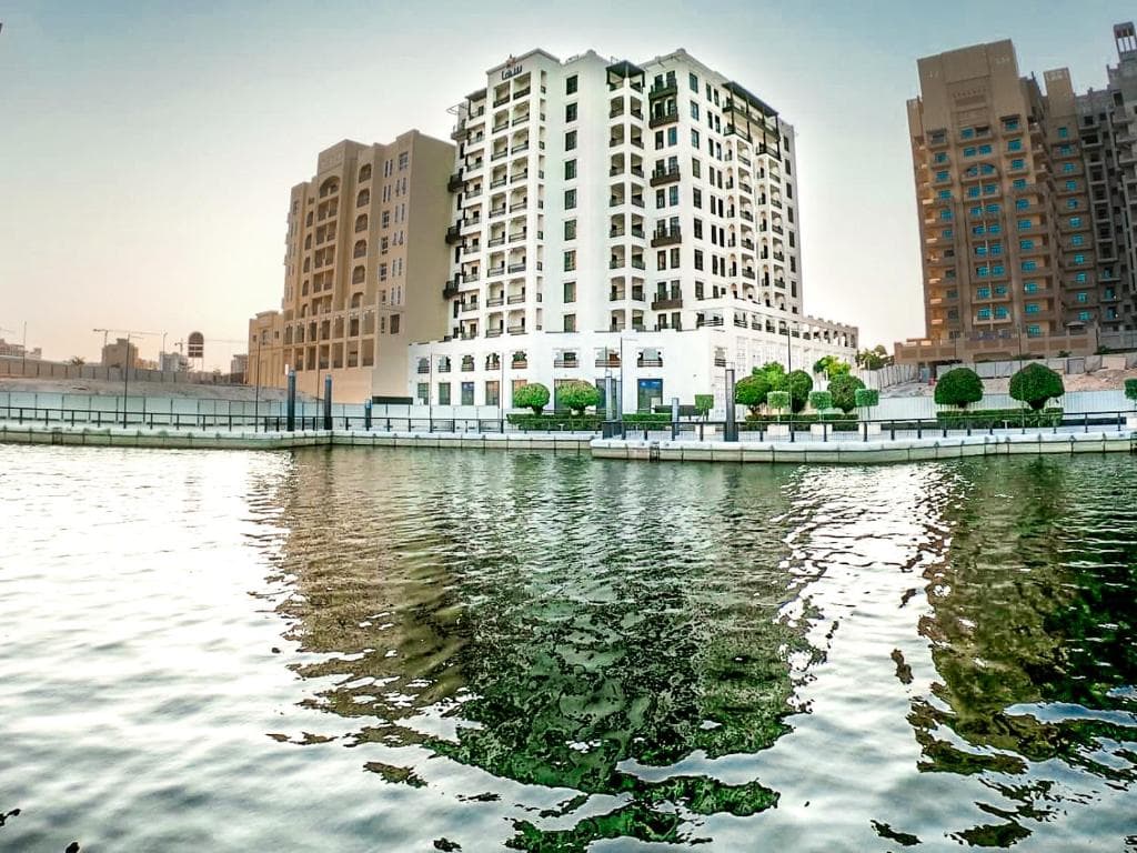 Hotel Apartment Suha Creek, Dubai