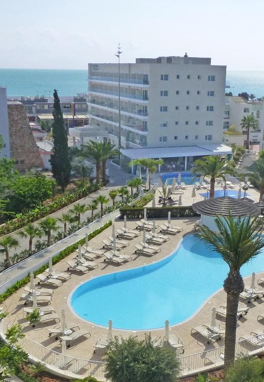 Sunrise Gardens Aparthotel, Protaras