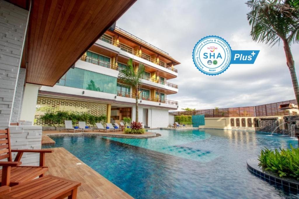 Aqua Resort Phuket, Rawai