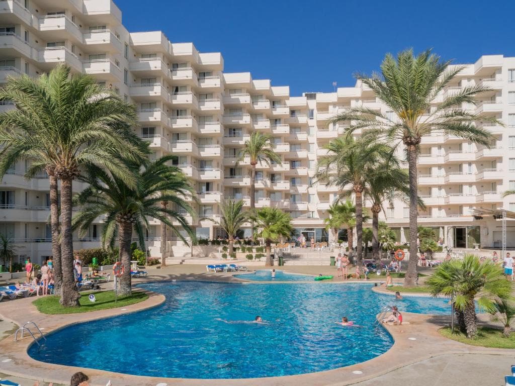 Aparthotel Playa Dorada, Sa Coma