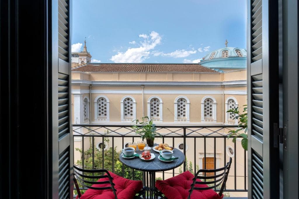 Noma Hotel, Atena