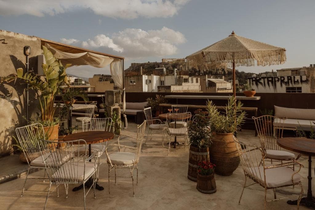 Mona Hotel, Atena