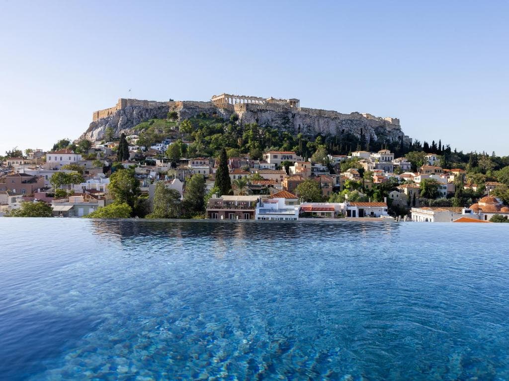 The Dolli at Acropolis, Atena