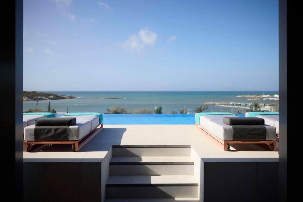 Dusit Suites Athens, Atena