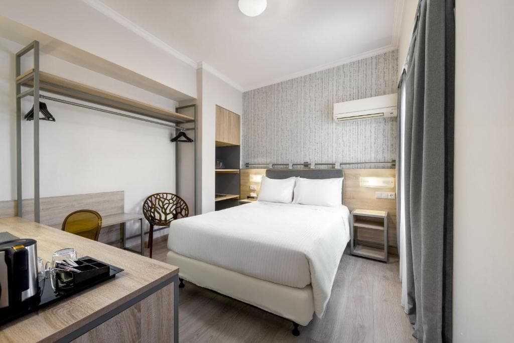 Pan Hotel, Atena