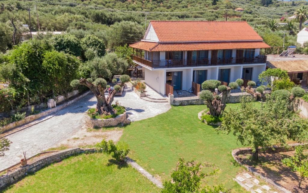 Eptanisos Beachfront Suites Zante, Keri
