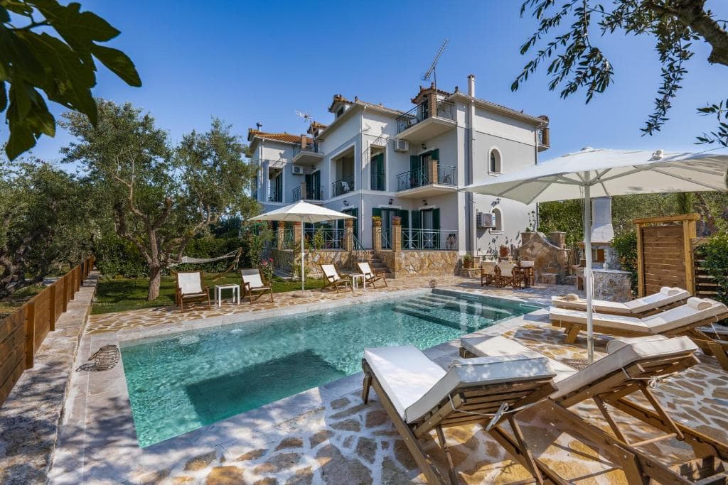 Joya Luxury Villas, Kipseli