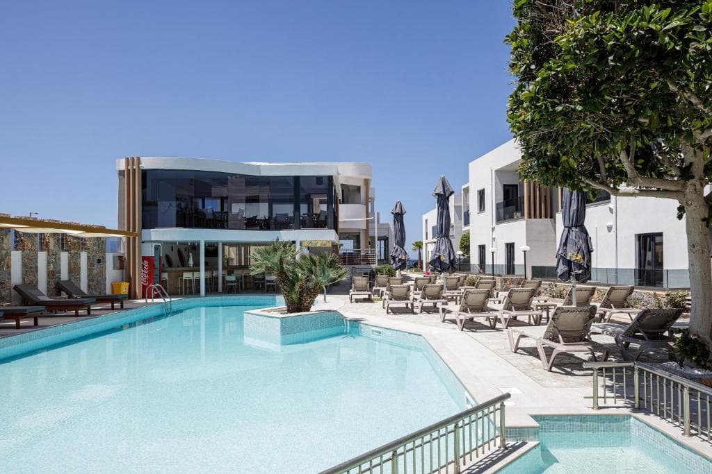 Golden Bay Boutique Hotel & Bungalows, Gournes