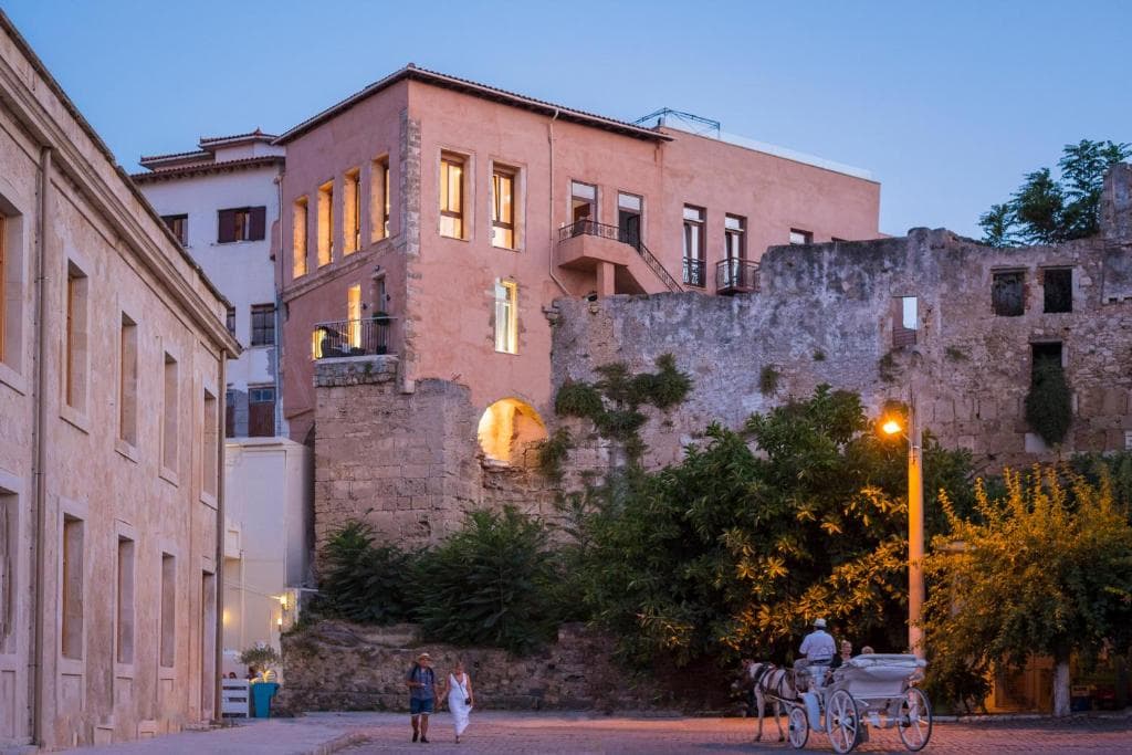 Madonna Del Mare, Chania