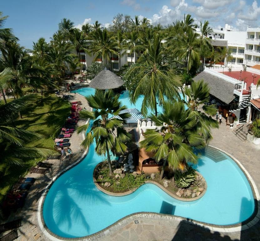 Bamburi Beach Hotel, Bamburi Beach