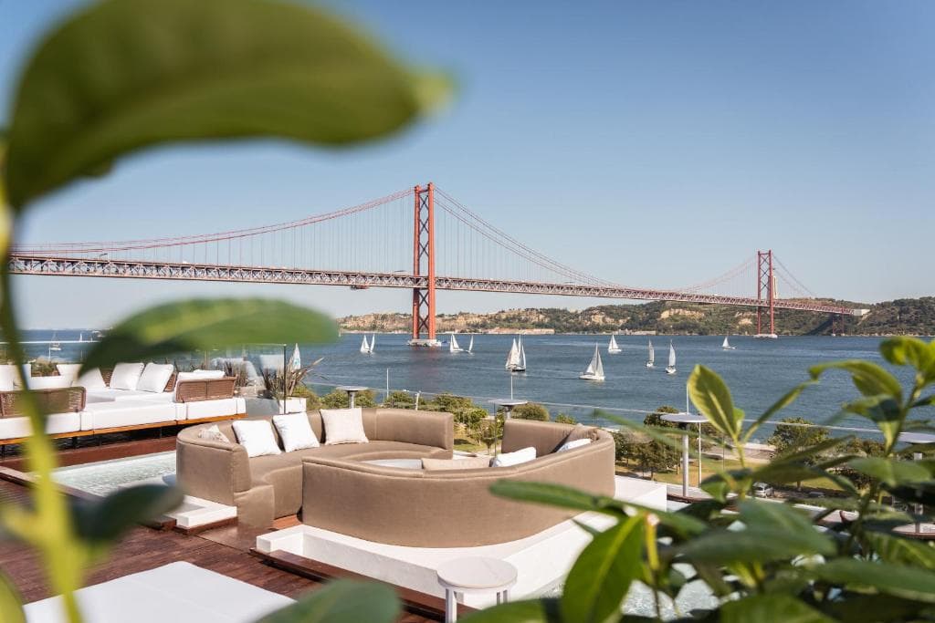Hyatt Regency Lisbon, Lisabona City