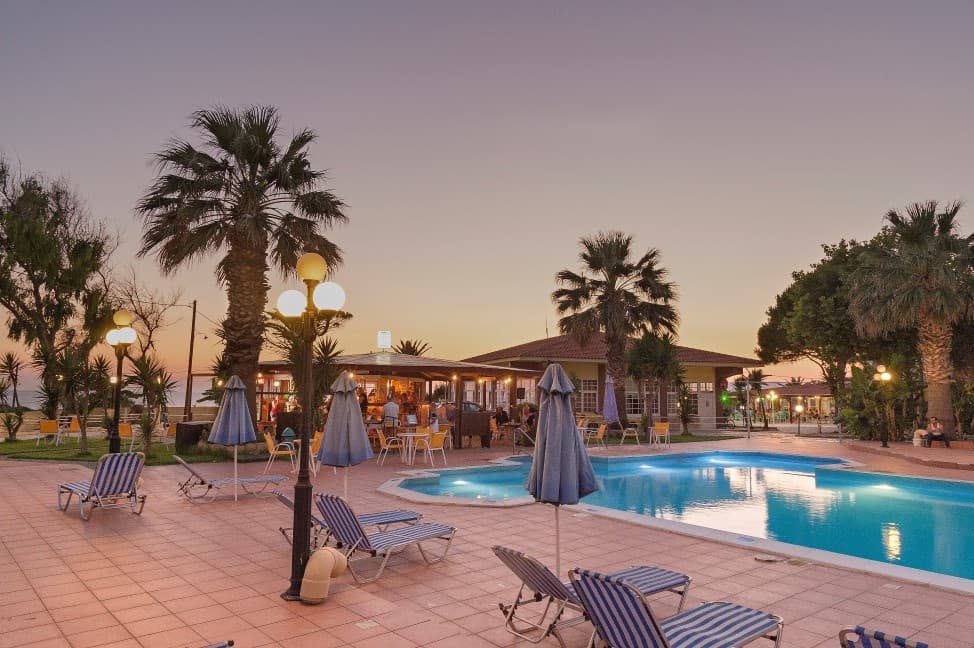 Ammes Hotel, Svoronata-Ammes