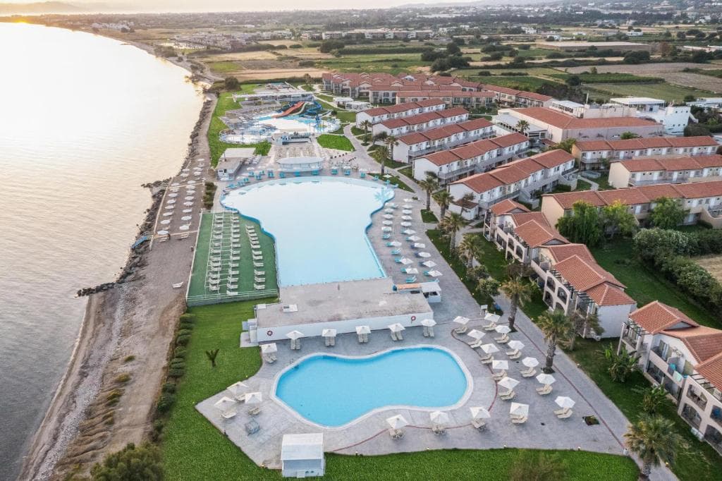 White Olive Marine Aquapark, Tigaki