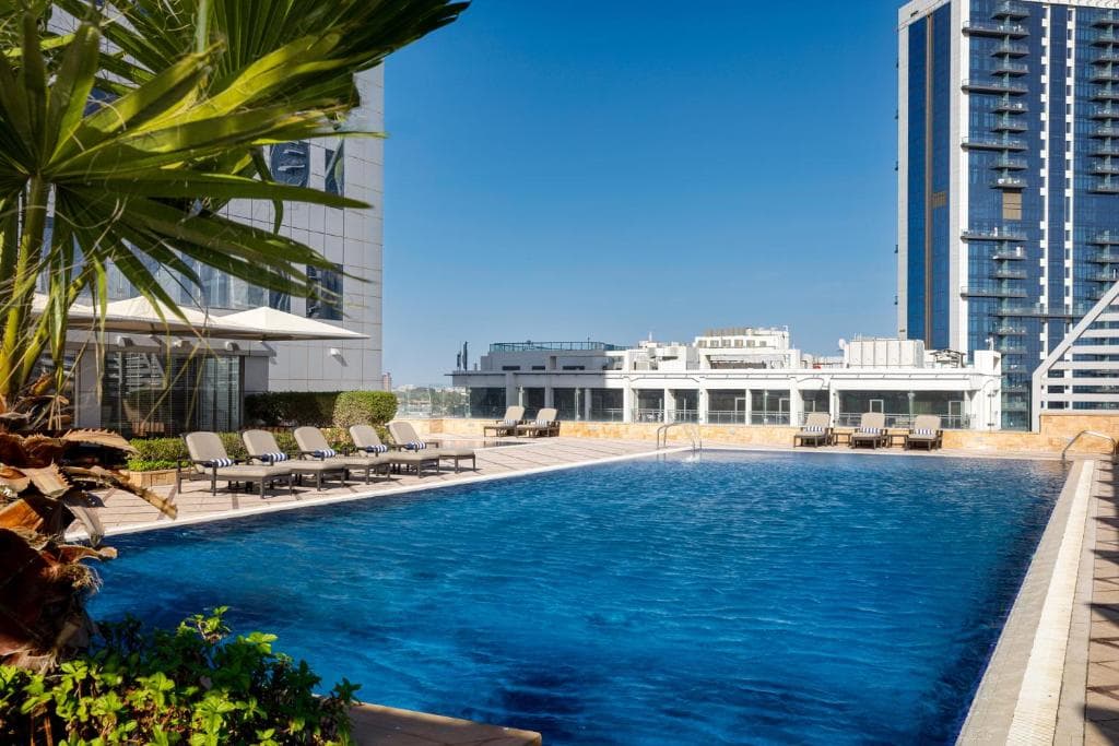 Hotel & Apartments La Suite Dubai, Dubai