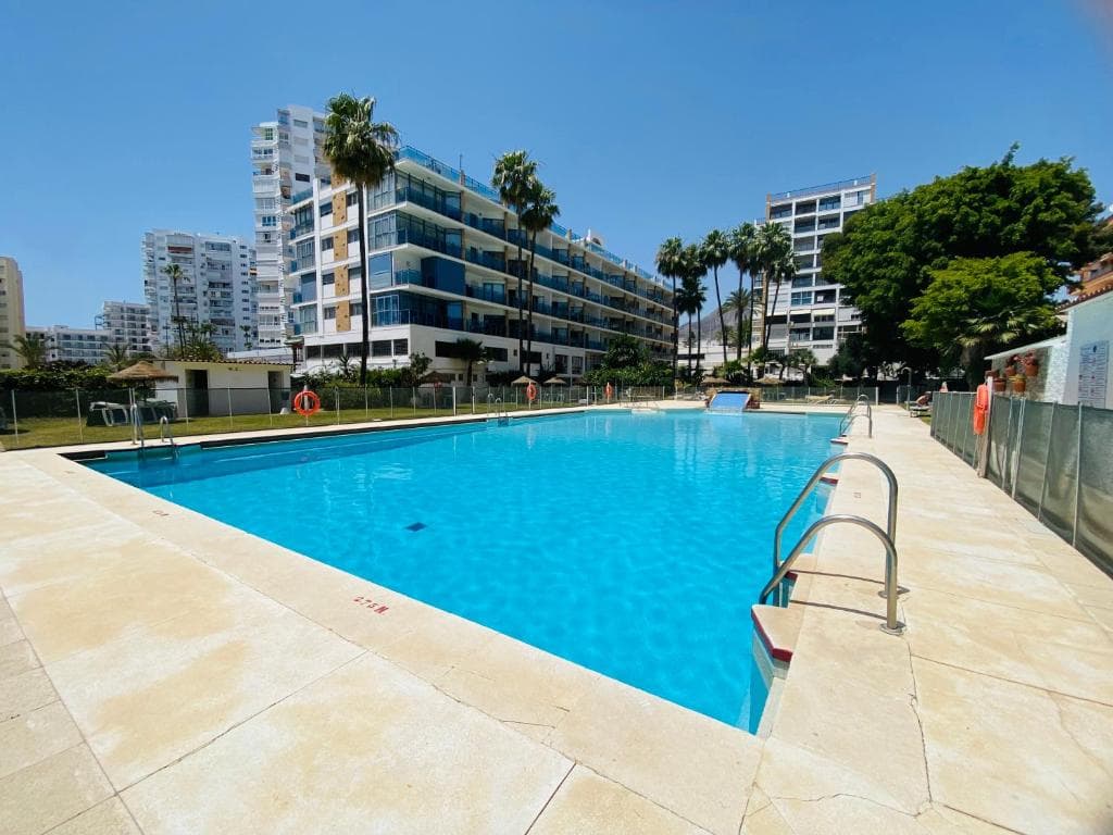 Apartamentos MS Puerto Marina, Benalmadena
