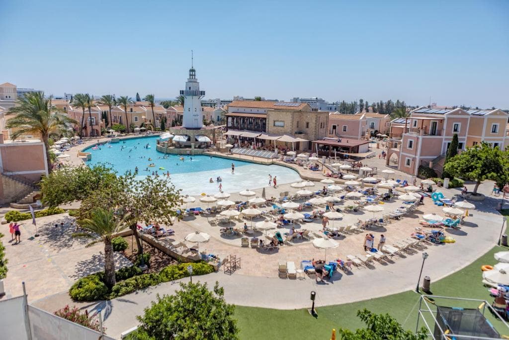Aliathon Ionian, Paphos