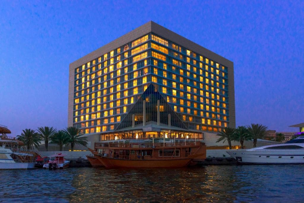 Hotel & Towers Sheraton Dubai Creek, Dubai