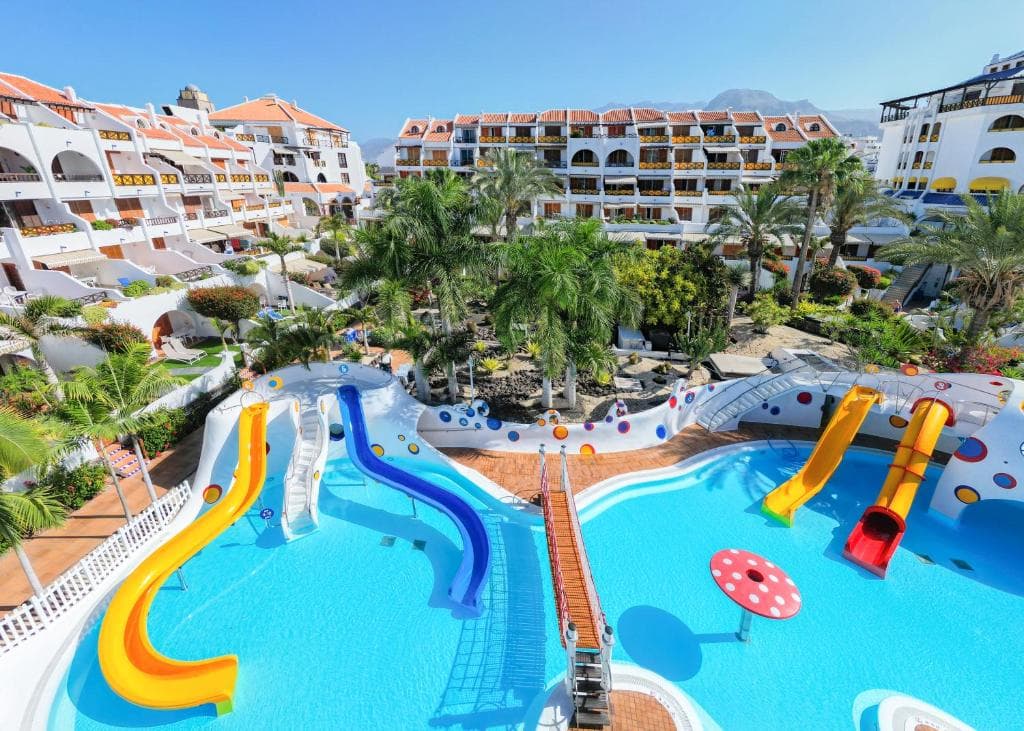 Parque Santiago III Official, Playa de las Americas