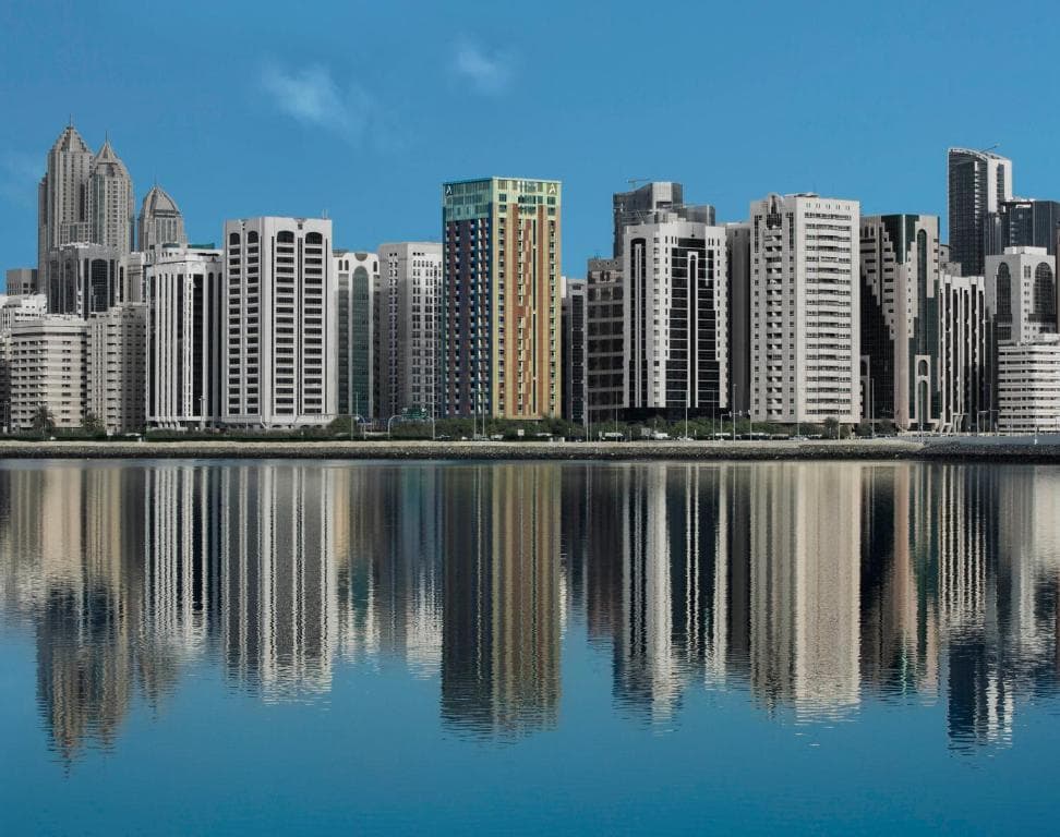 Hotel Hala Arjaan by Rotana, Abu Dhabi