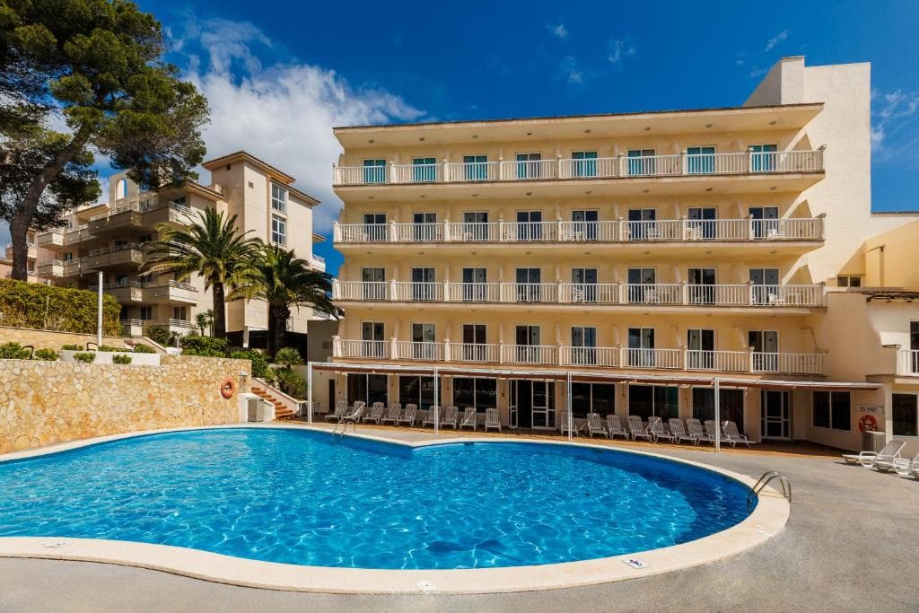 O7 Club Cala Ratjada, Cala Ratjada