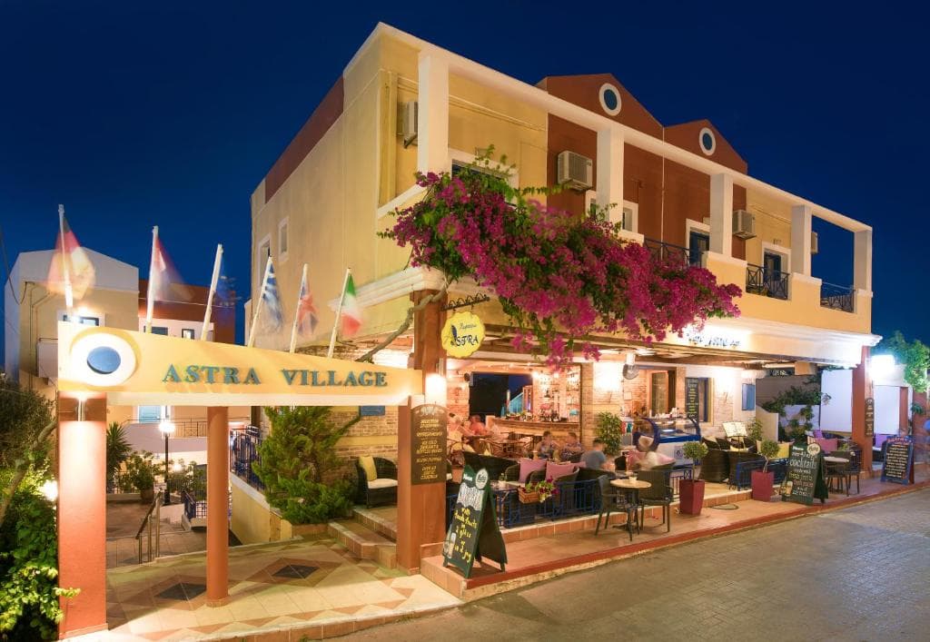 Astra Village Apartments & Suites, Koutouloufari