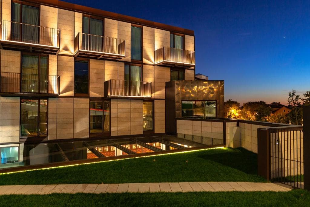 Hotel Wine & Books Lisboa, Lisabona City